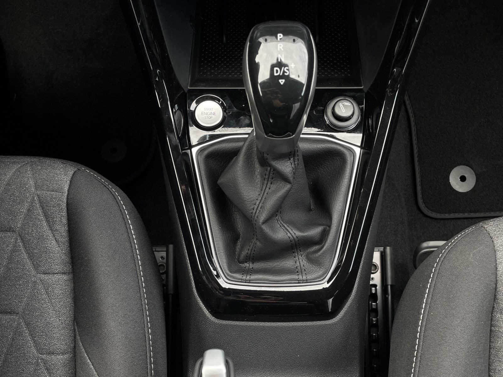 Volkswagen T-Cross – Bild 11