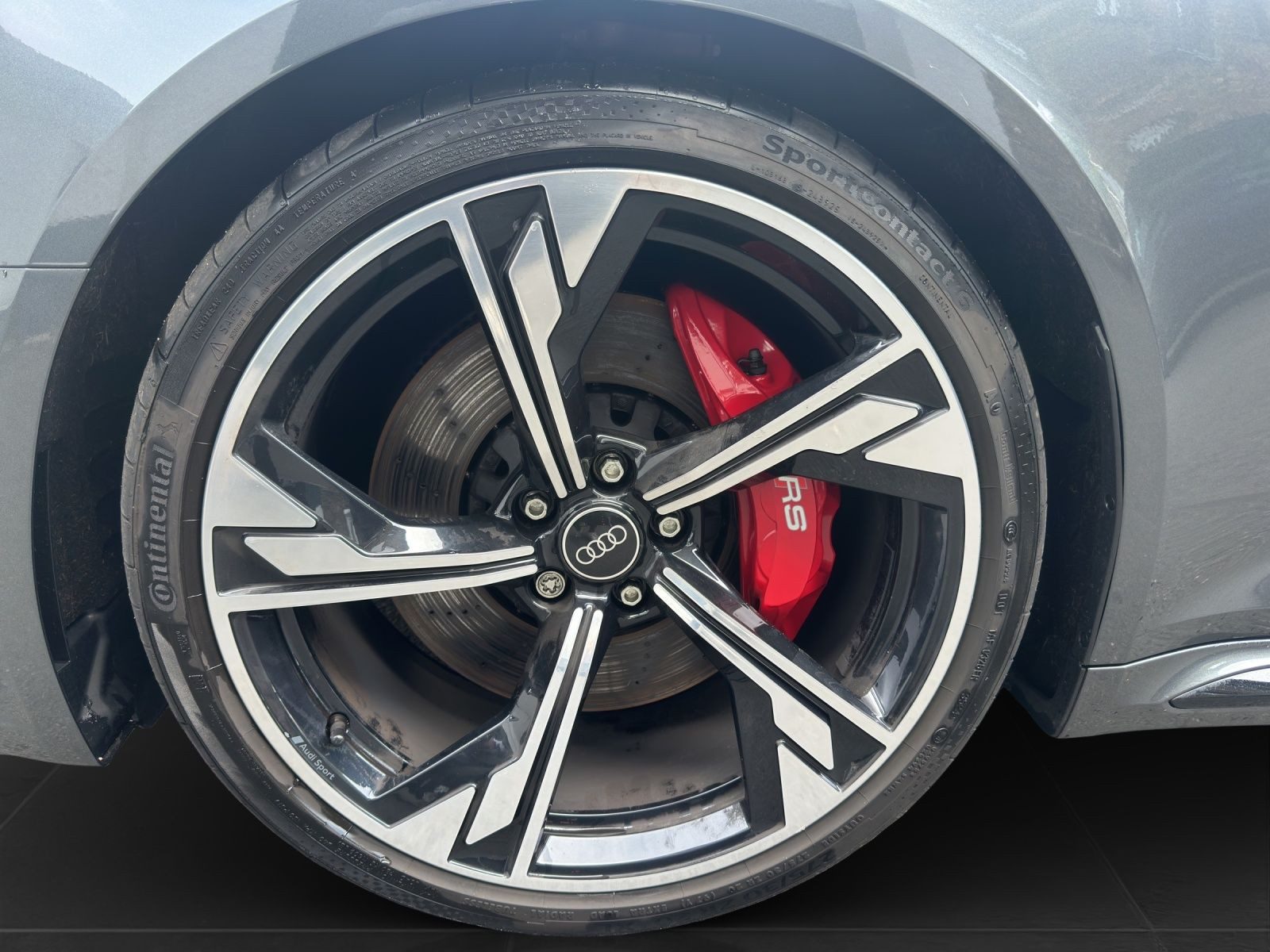 Audi RS 4 Avant – Foto 7