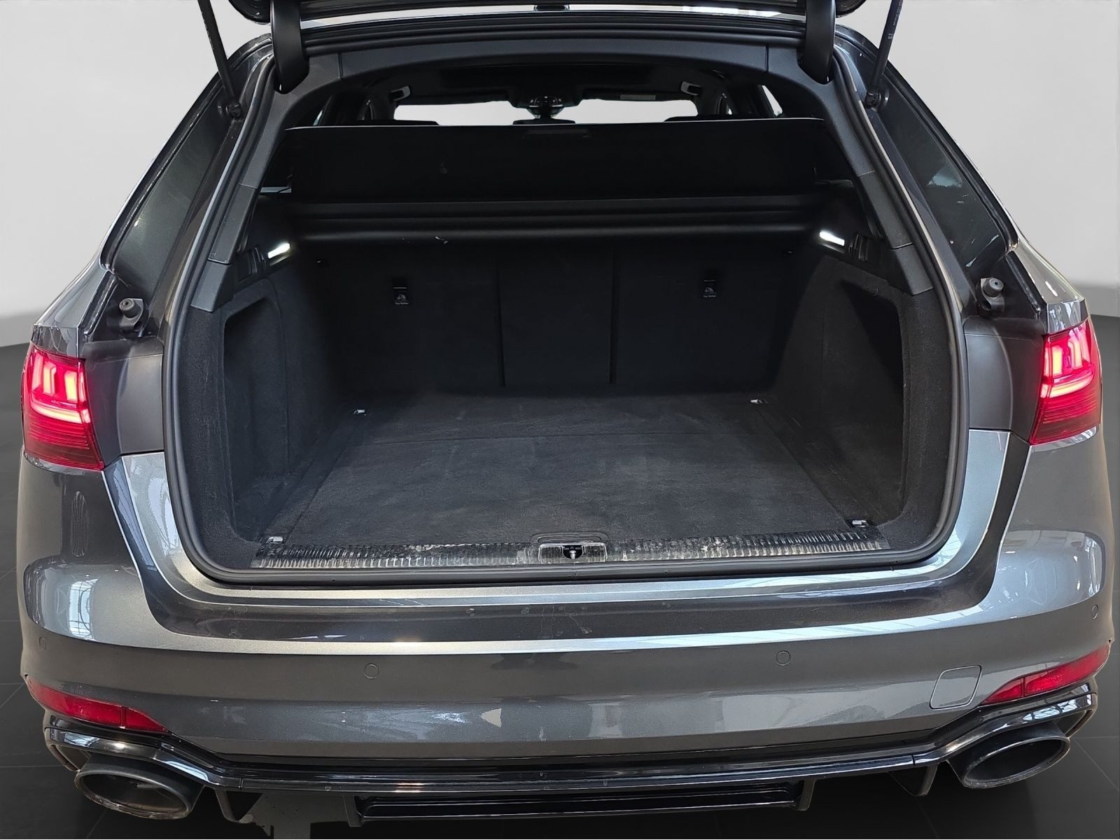 Audi RS 4 Avant – Foto 16