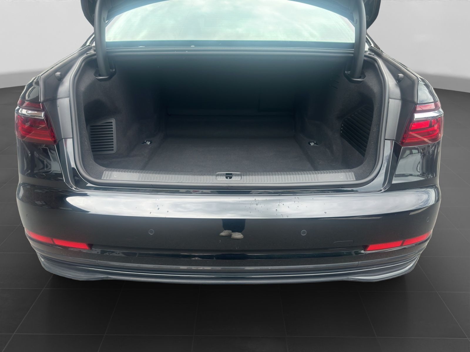 Audi A8 – Bild 17