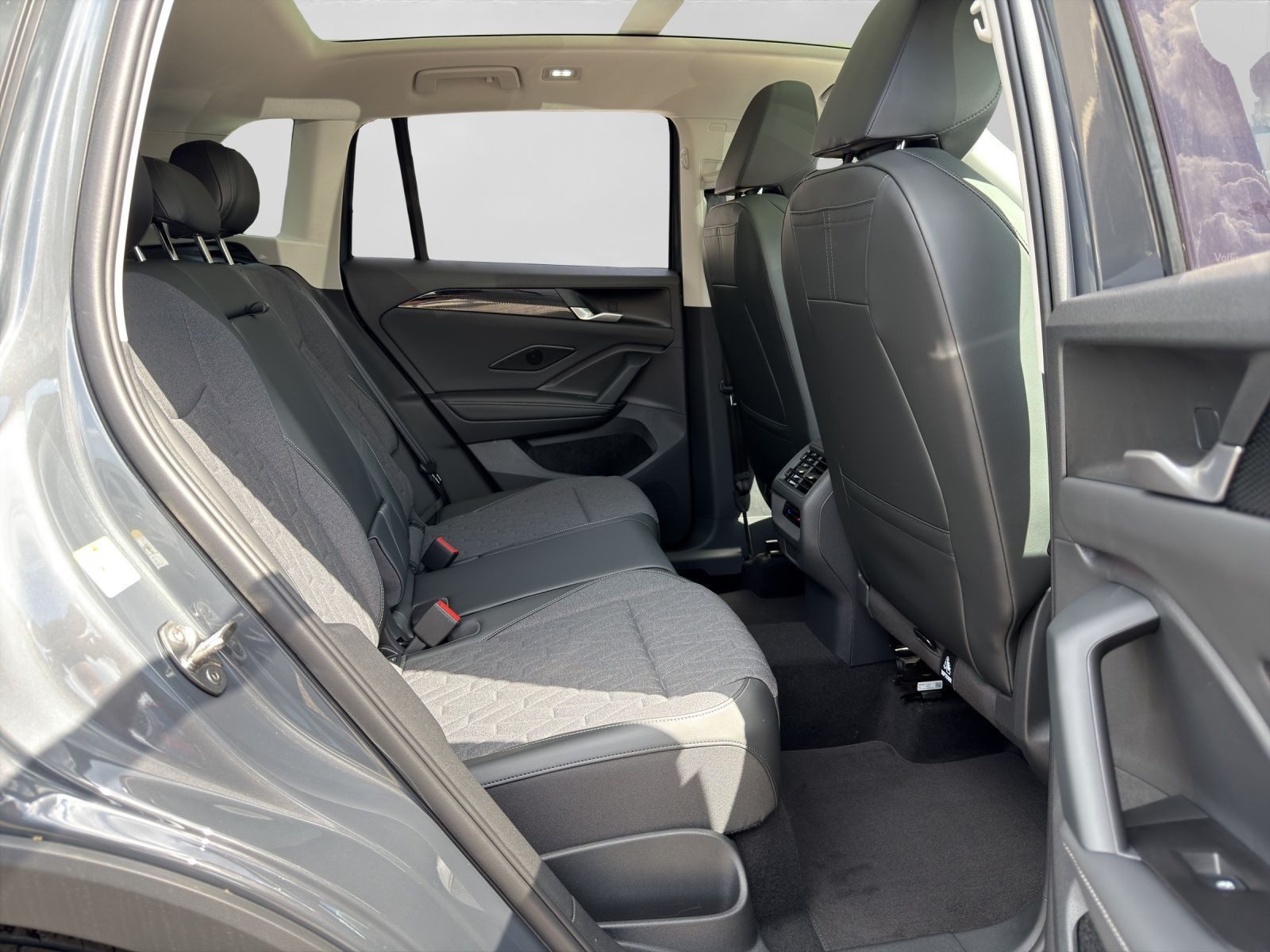 Volkswagen Tiguan – Foto 6