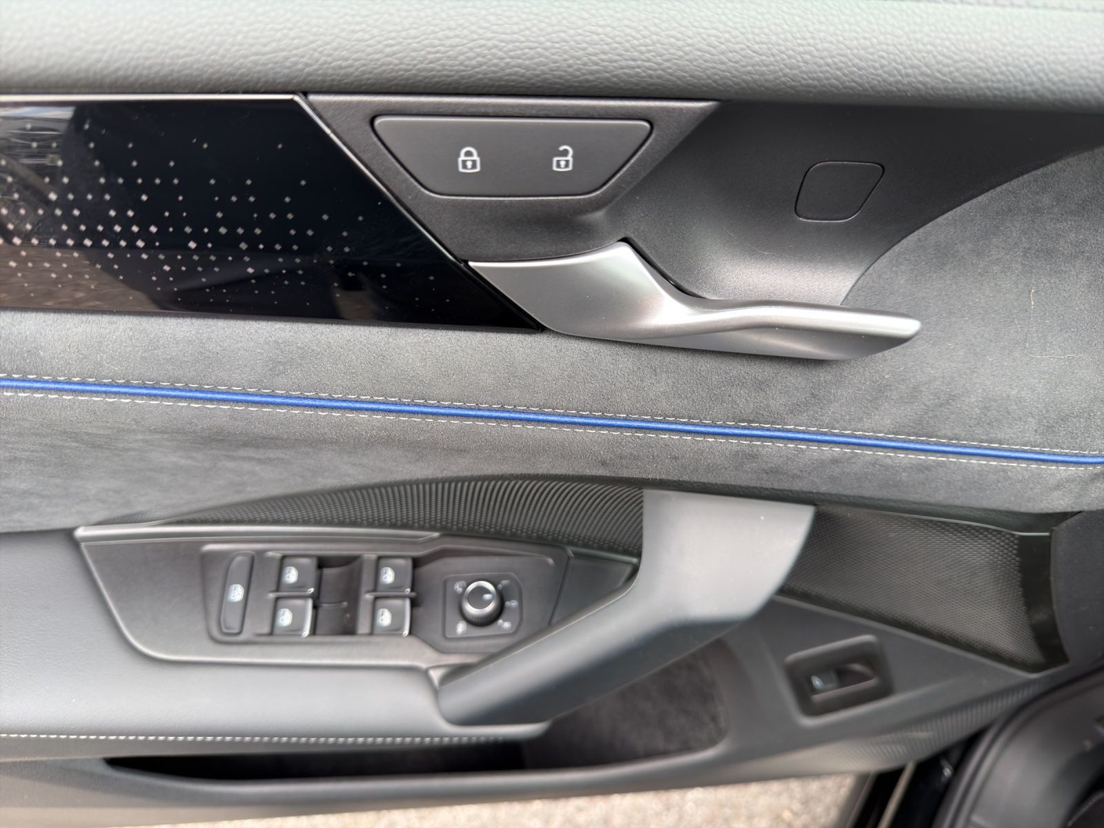 Volkswagen Tiguan – Foto 8