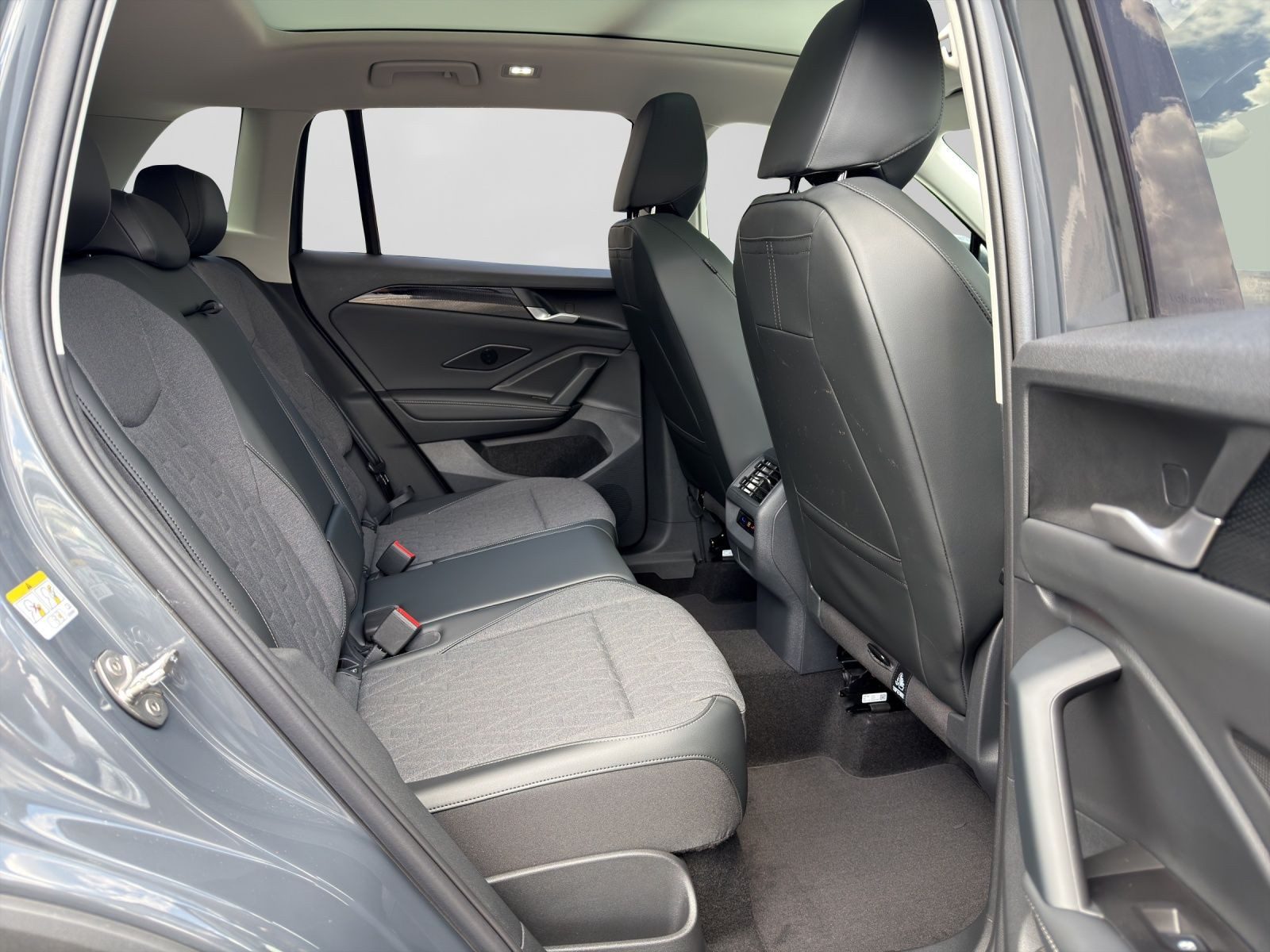 Volkswagen Tiguan – Bild 6
