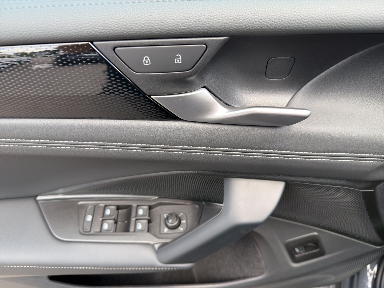 Volkswagen Tiguan – Bild 8