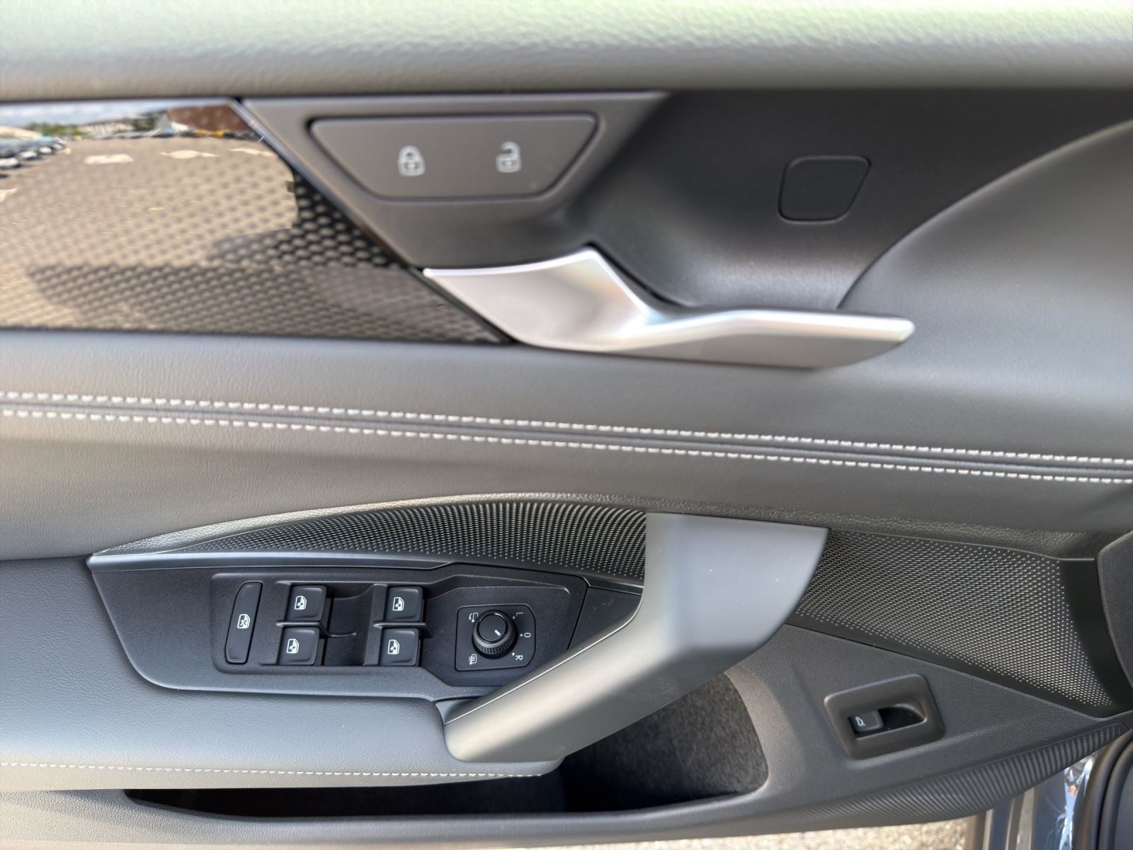 Volkswagen Tiguan – Bild 8