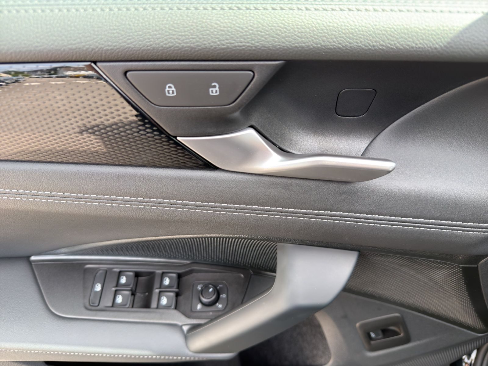 Volkswagen Tiguan – Bild 8