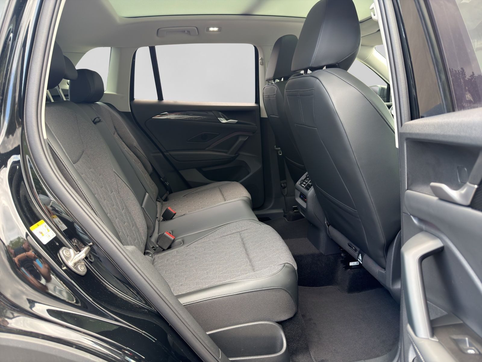 Volkswagen Tiguan – Bild 6