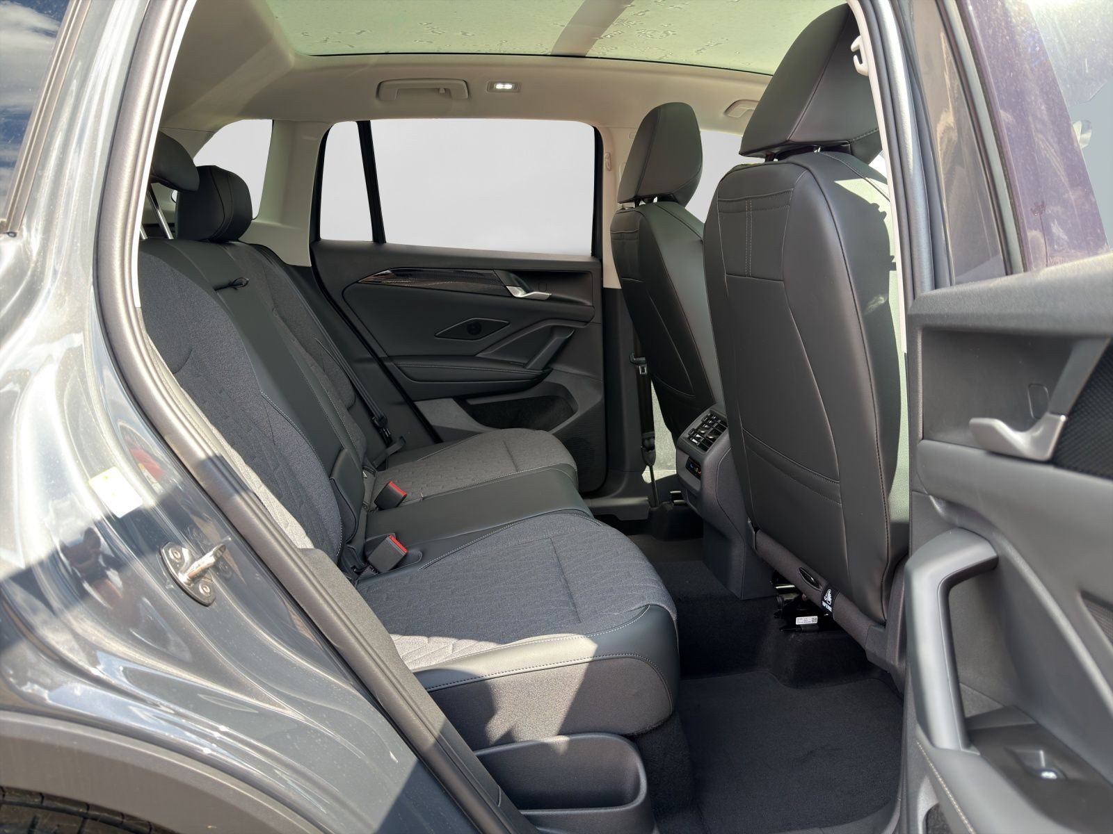 Volkswagen Tiguan – Bild 6