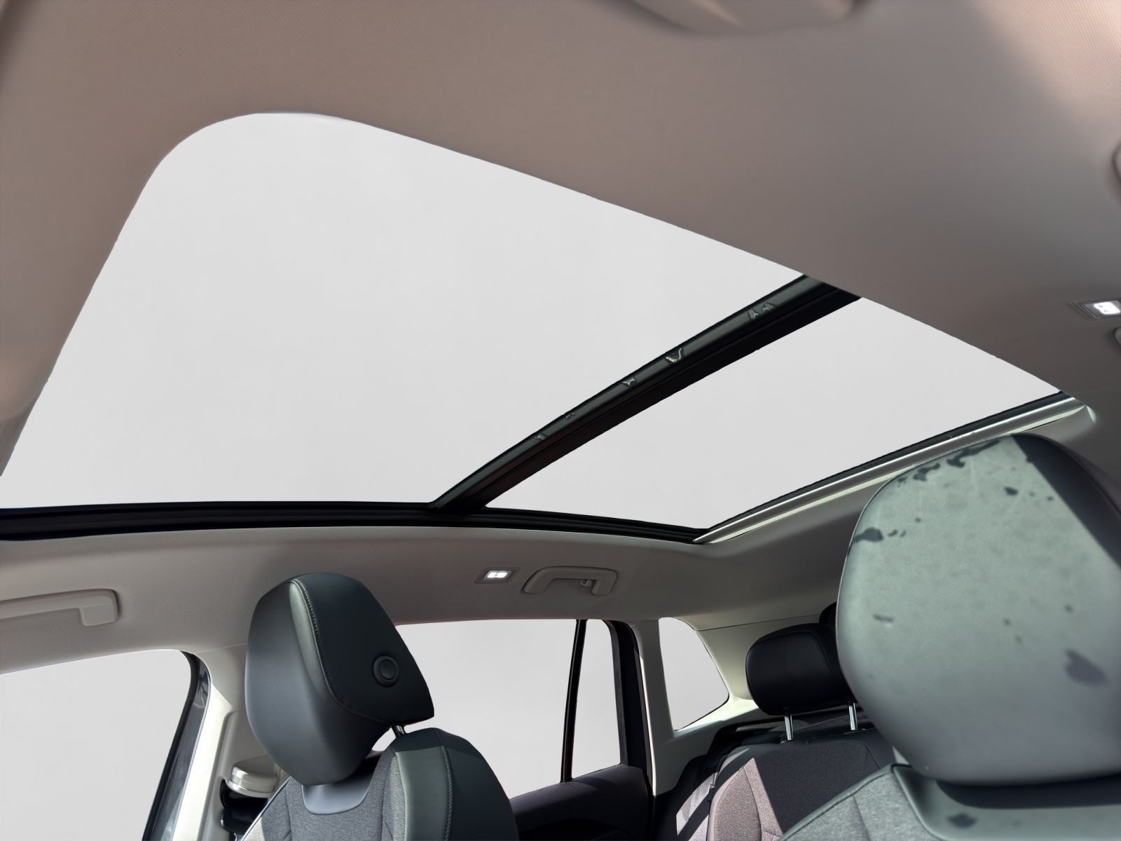 Volkswagen Tiguan – Bild 18