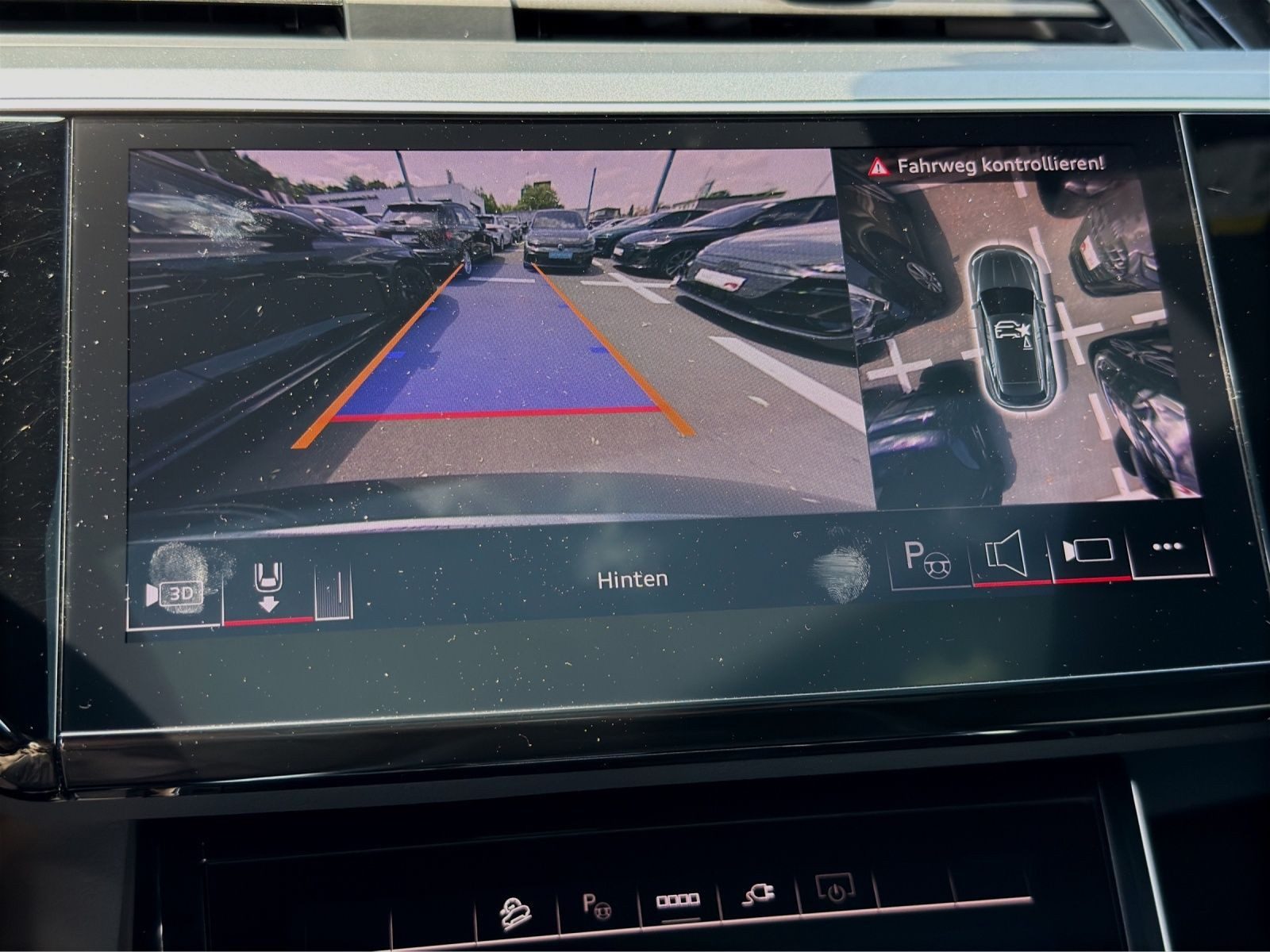 Audi Q8 e-tron – Bild 13