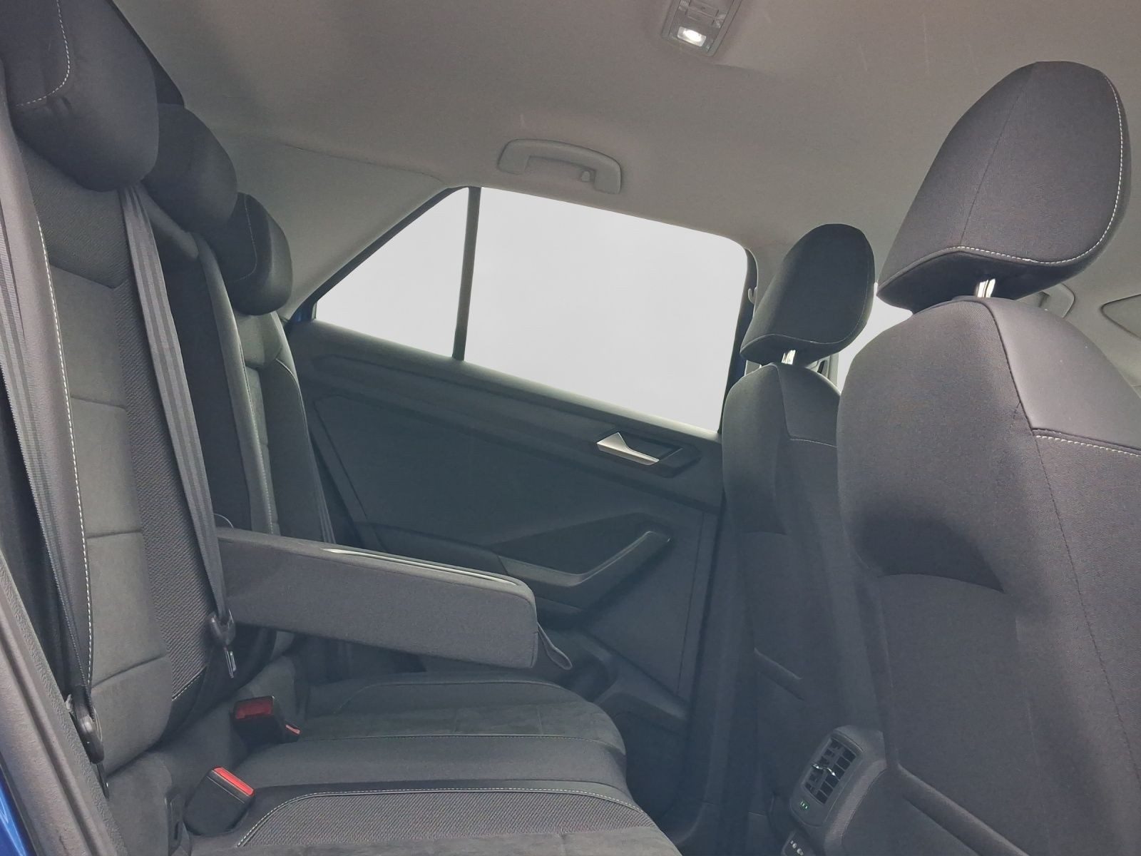 Volkswagen T-Roc – Foto 6