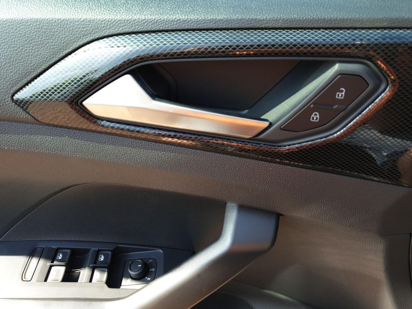 Volkswagen T-Cross – Bild 8