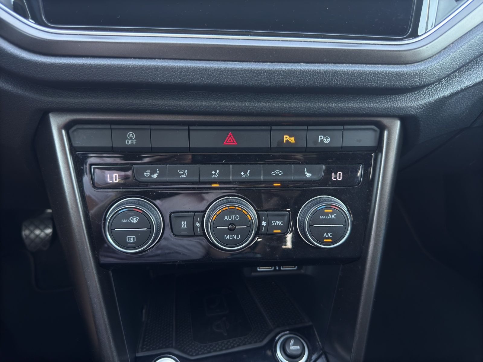 Volkswagen T-Roc – Foto 18