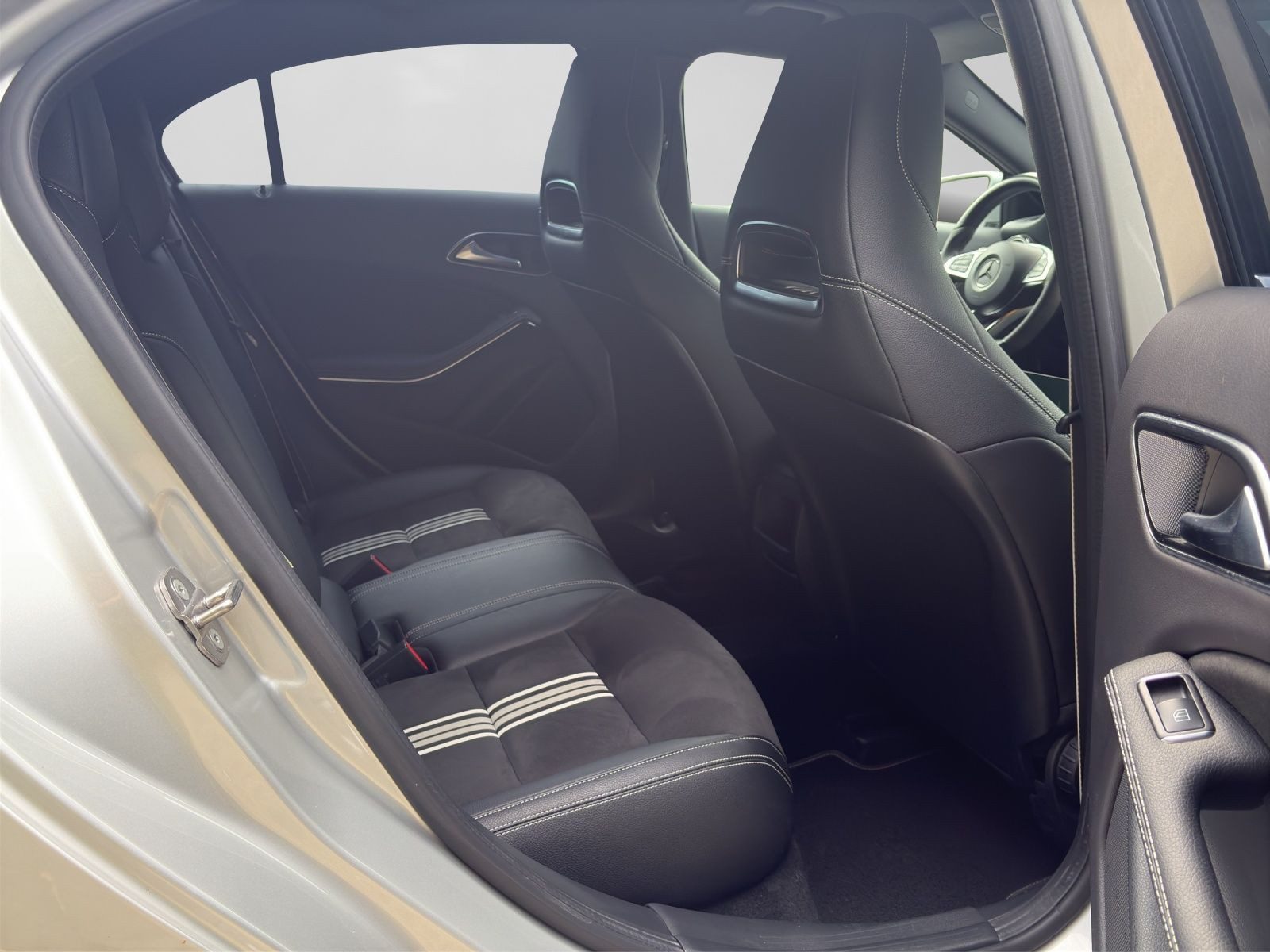 Mercedes-Benz A 180 – Bild 6