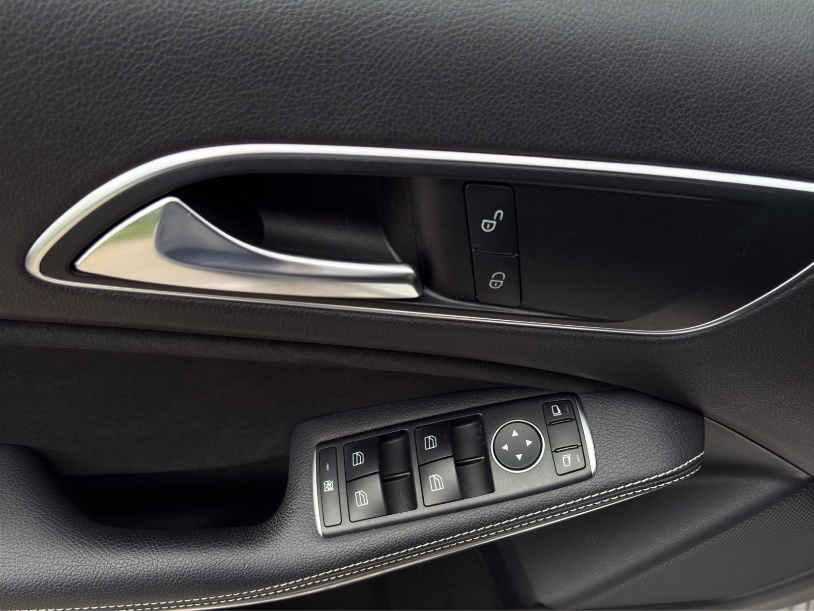 Mercedes-Benz A 180 – Bild 8