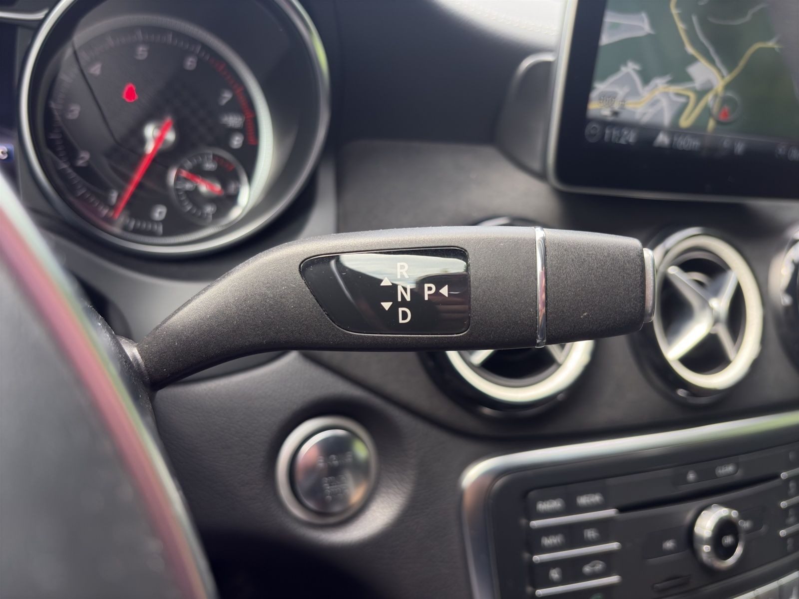 Mercedes-Benz A 180 – Bild 11