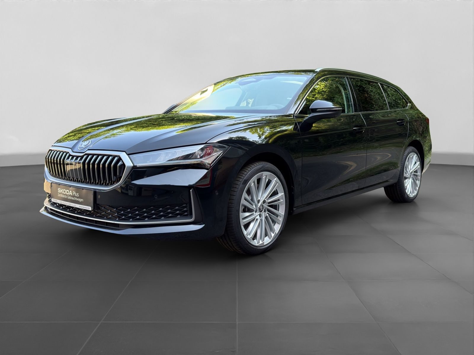 Skoda Superb – Foto 2