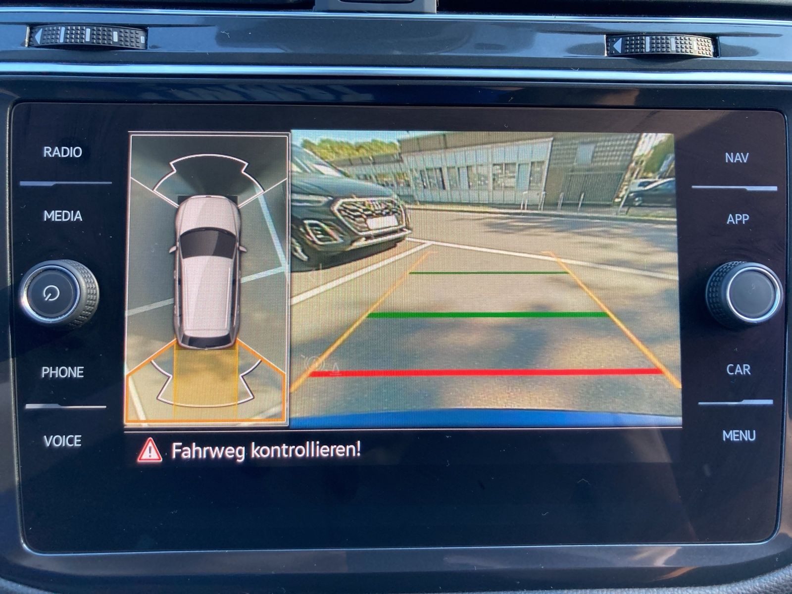 Volkswagen Tiguan Allspace – Bild 12