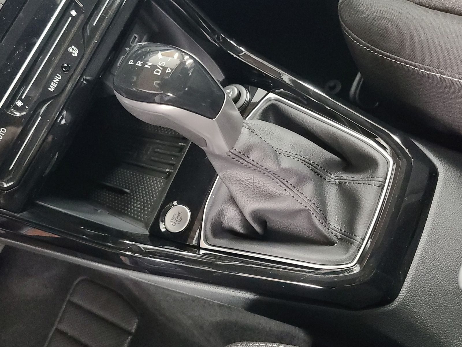 Volkswagen T-Cross – Bild 11