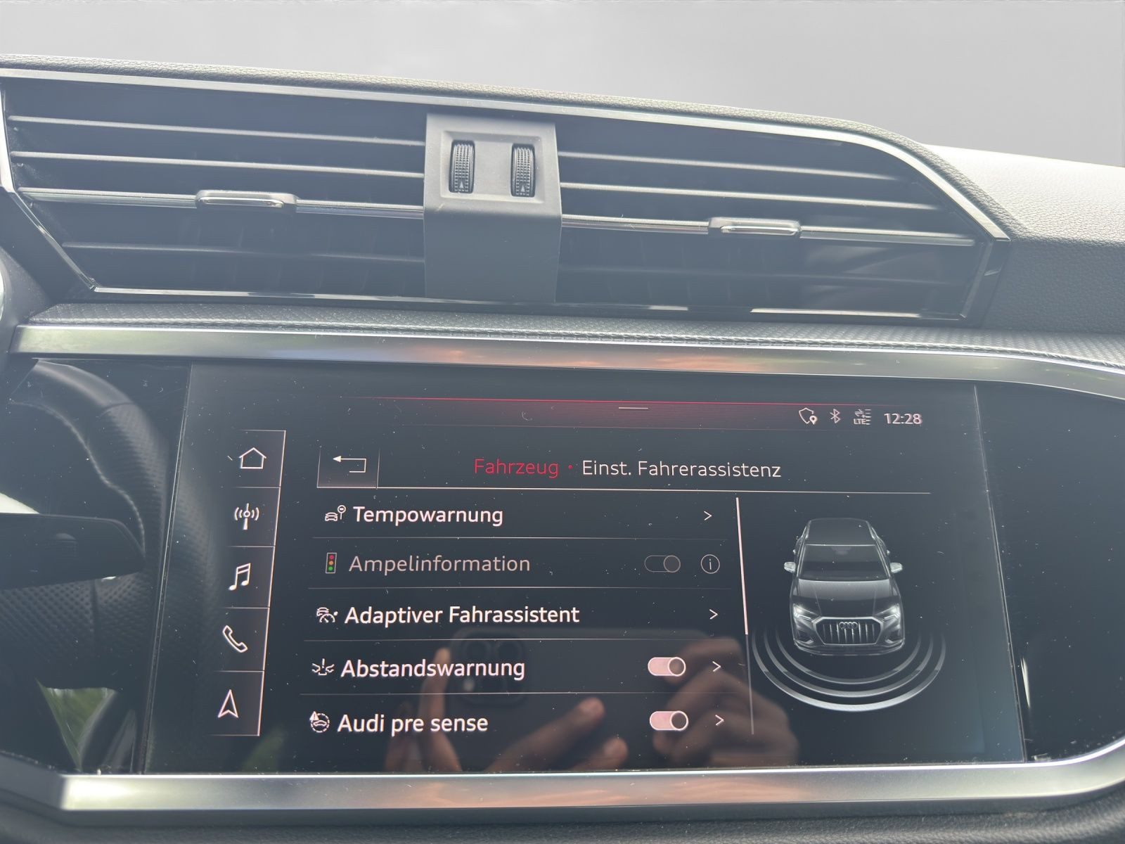Audi Q3 – Foto 15