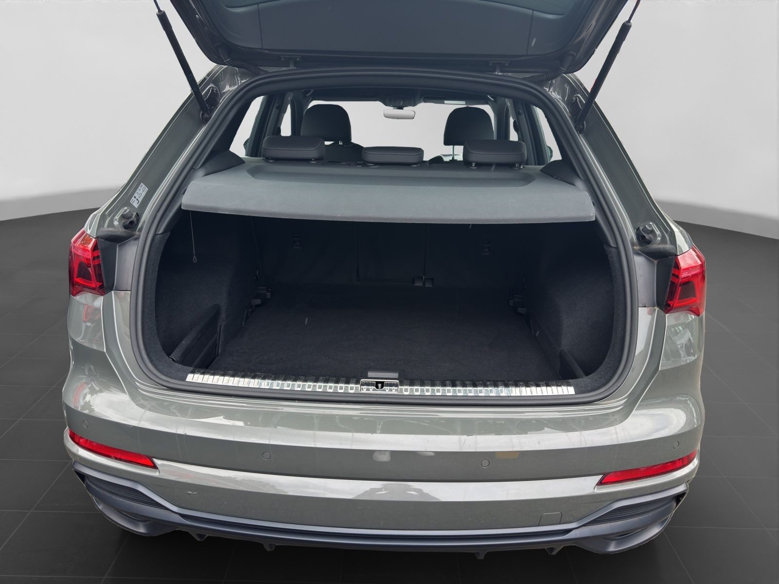 Audi Q3 – Foto 17