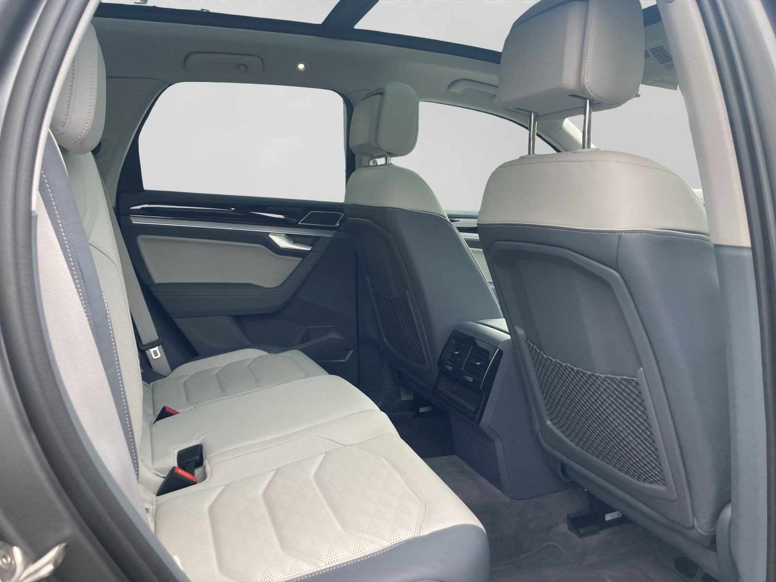 Volkswagen Touareg – Bild 6