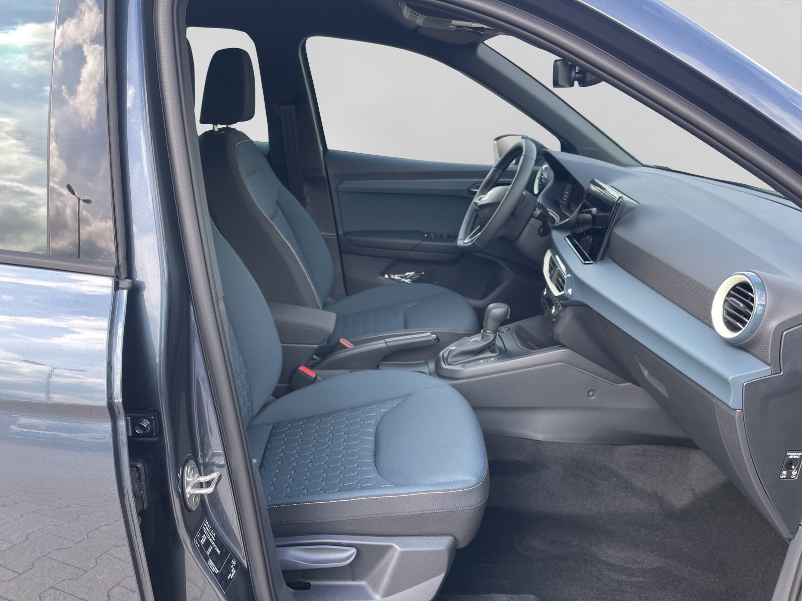 Seat Arona – Bild 4