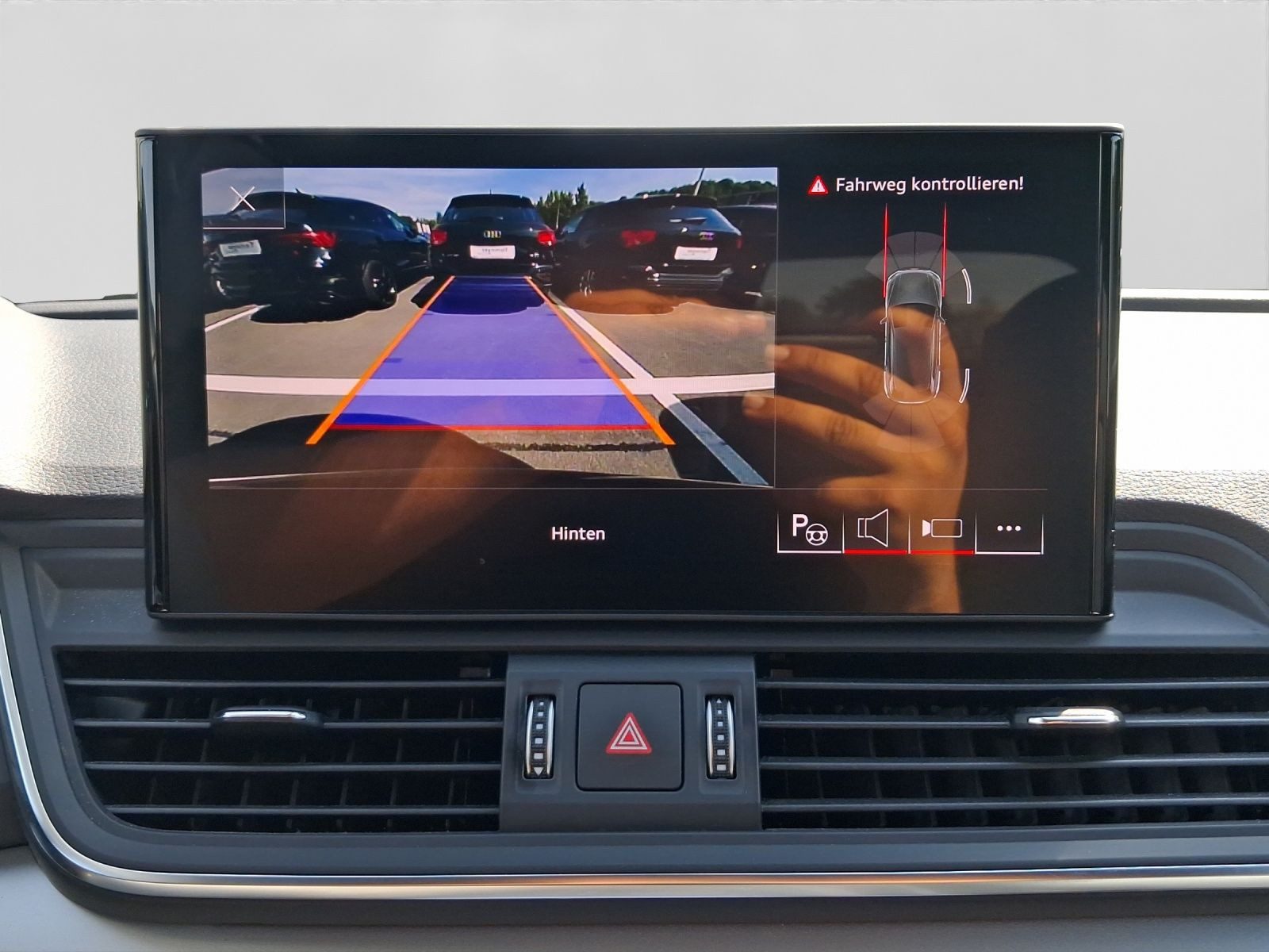 Audi Q5 – Bild 12