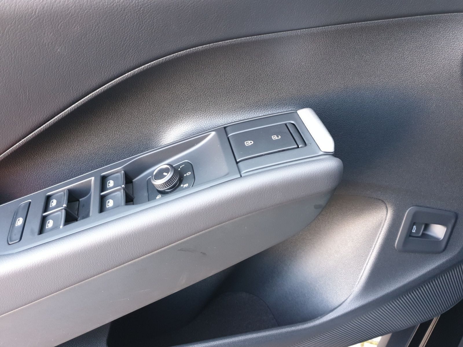 Volkswagen T-Roc – Bild 8