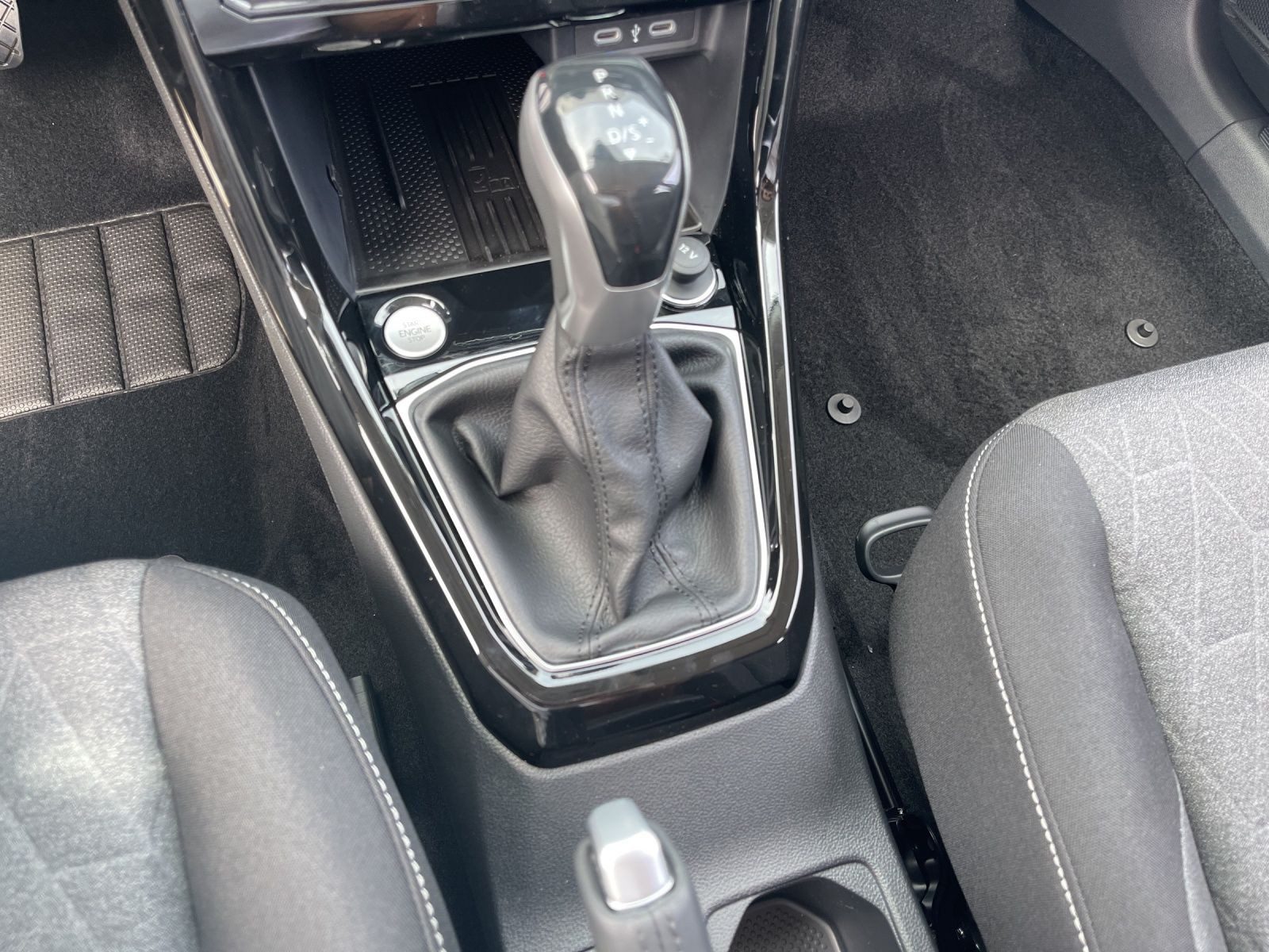 Volkswagen T-Cross – Foto 11