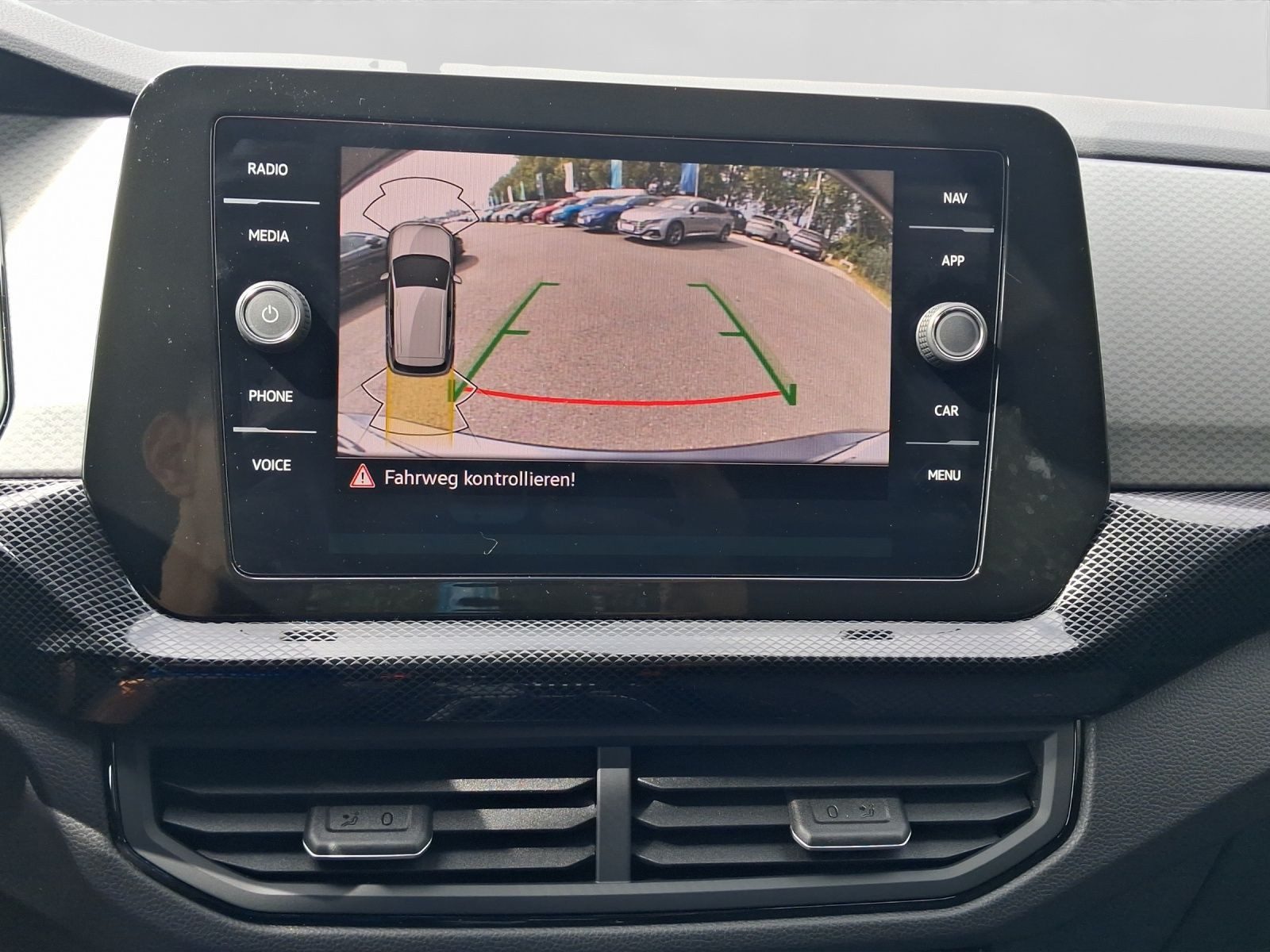 Volkswagen T-Cross – Bild 12