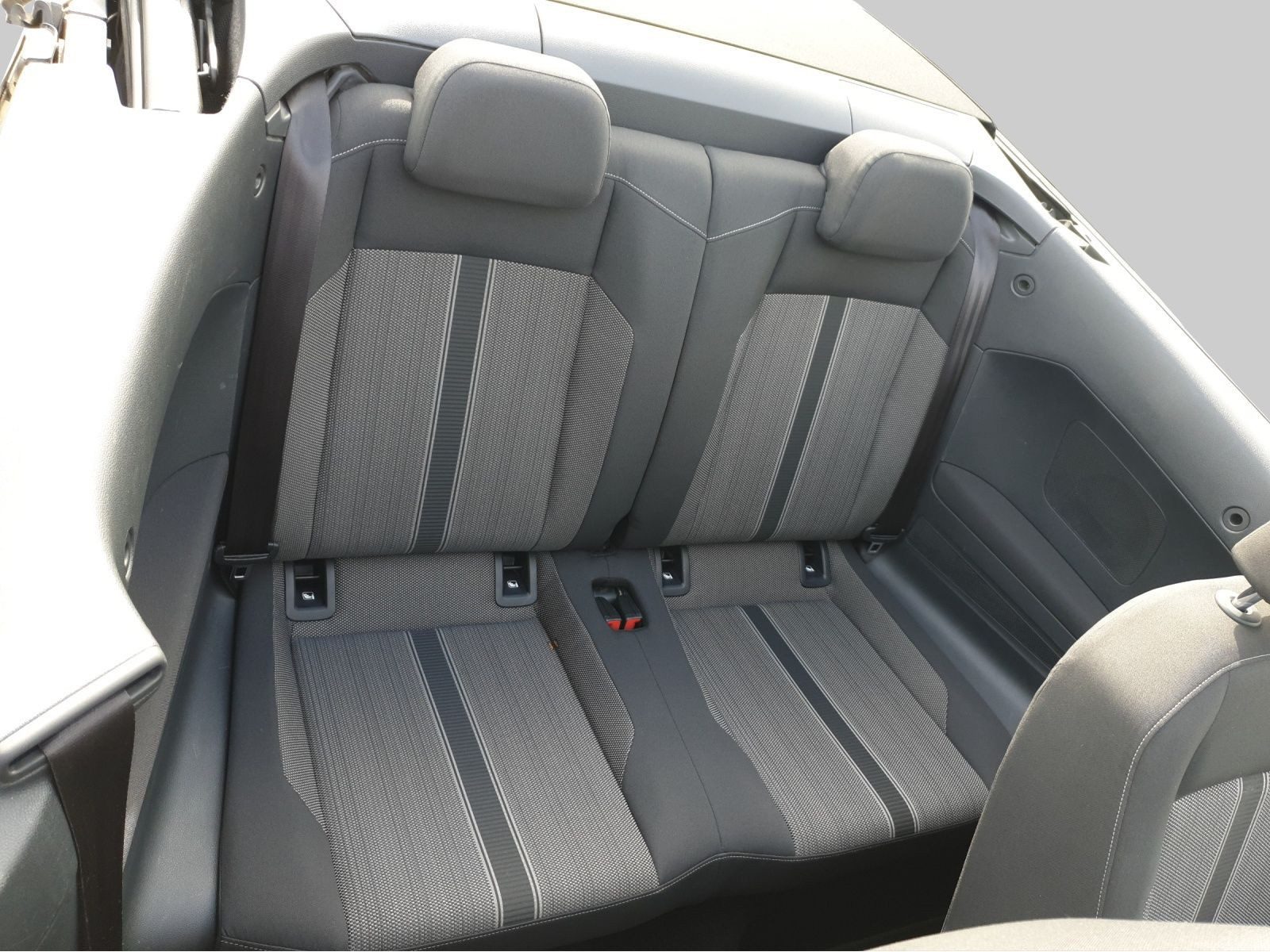 Volkswagen T-Roc Cabriolet – Bild 6