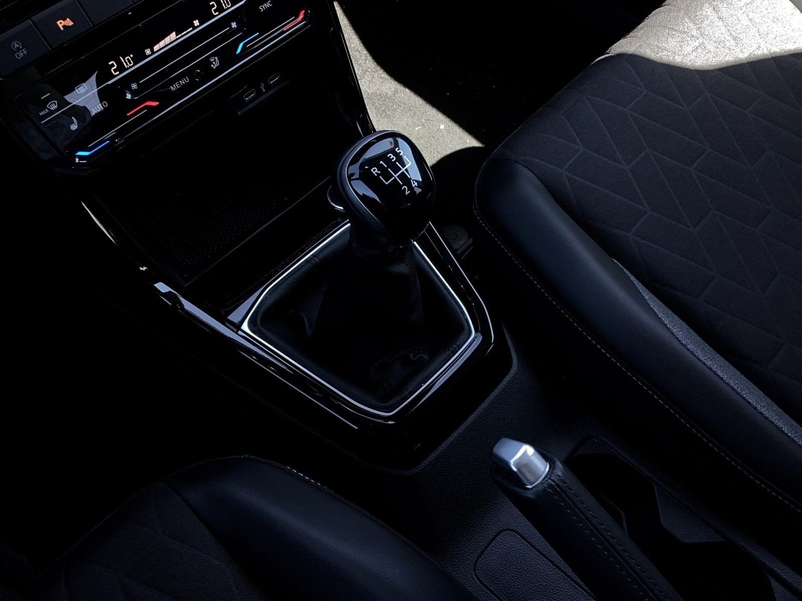 Volkswagen T-Cross – Foto 11