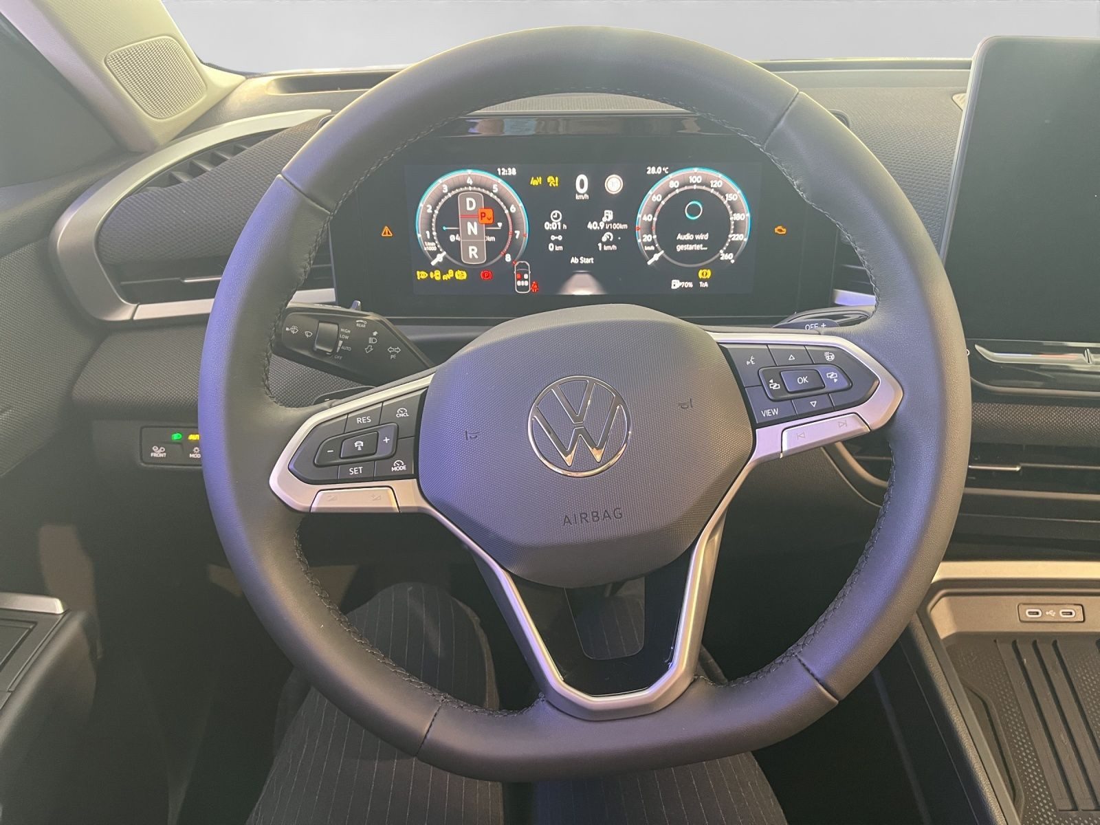Volkswagen T-Roc – Foto 9