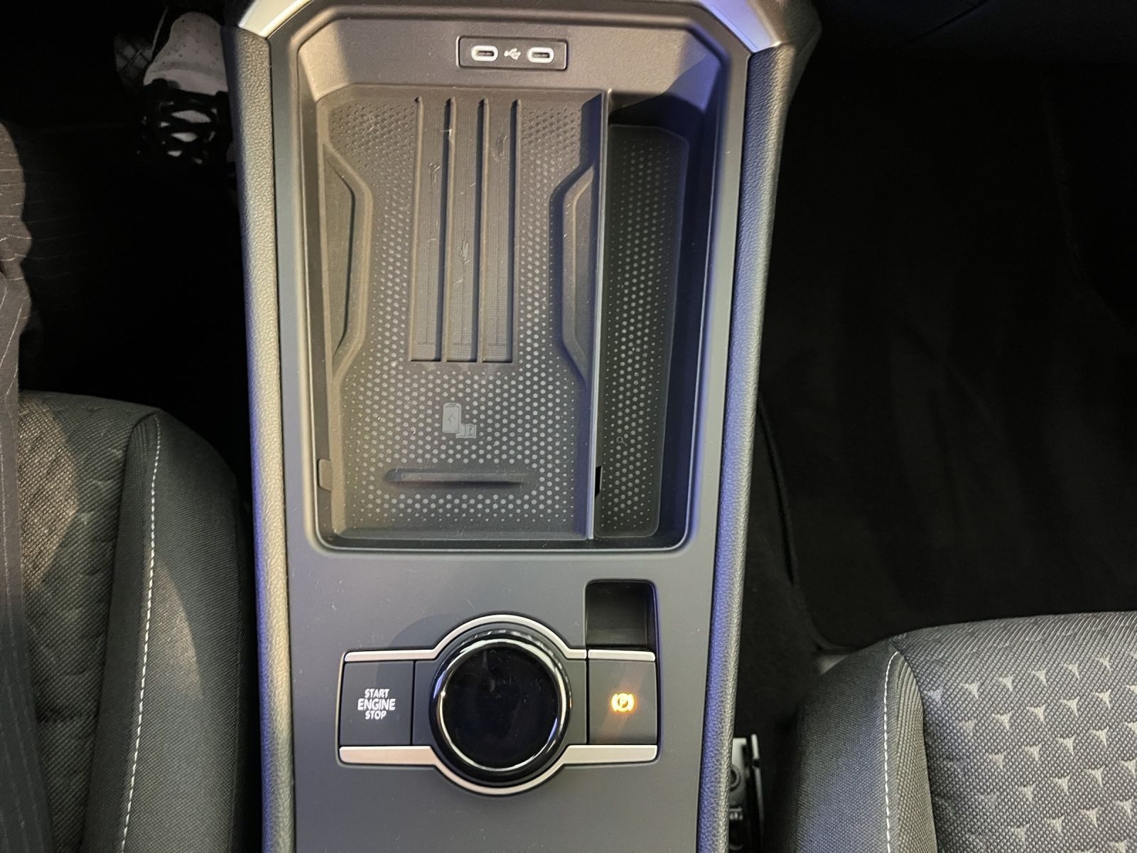 Volkswagen T-Roc – Foto 11