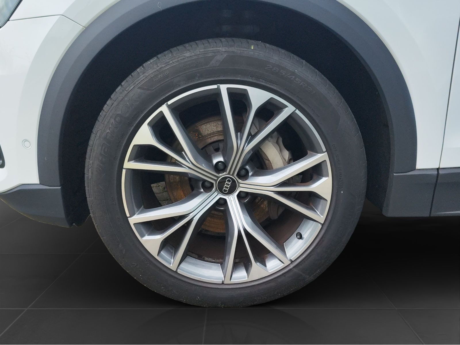 Audi Q8 – Foto 7