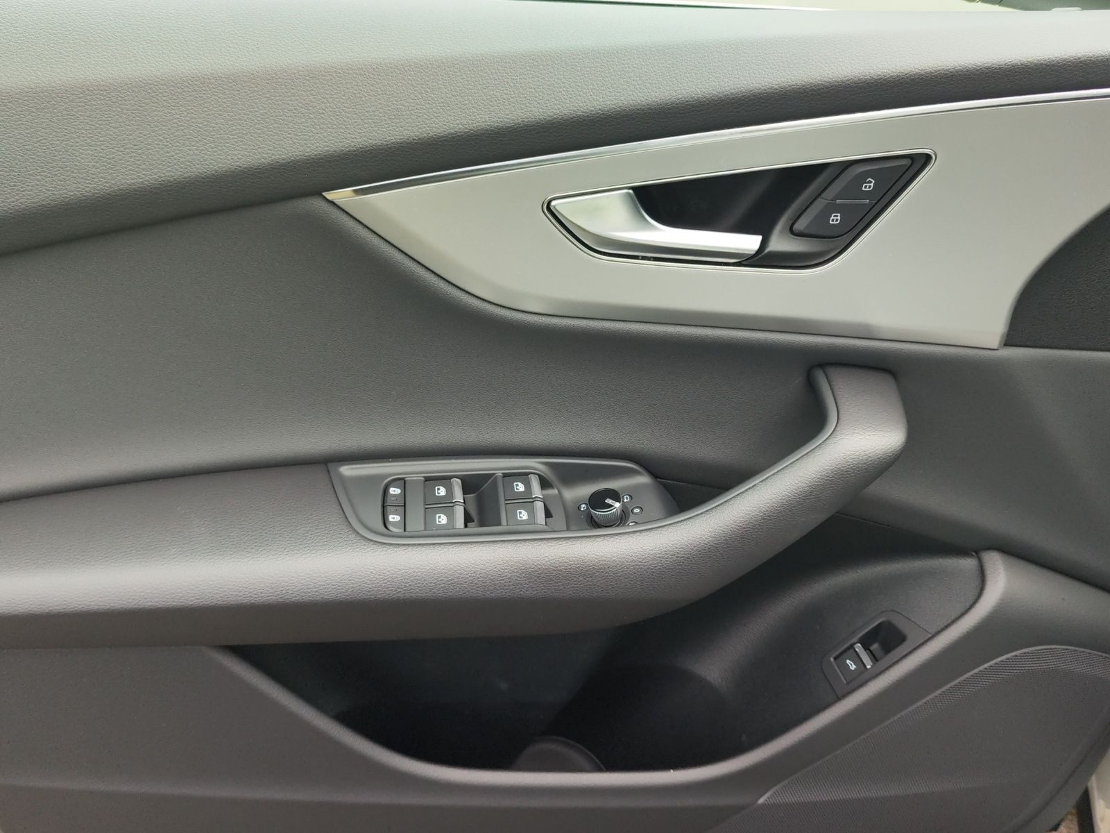Audi Q8 – Foto 8