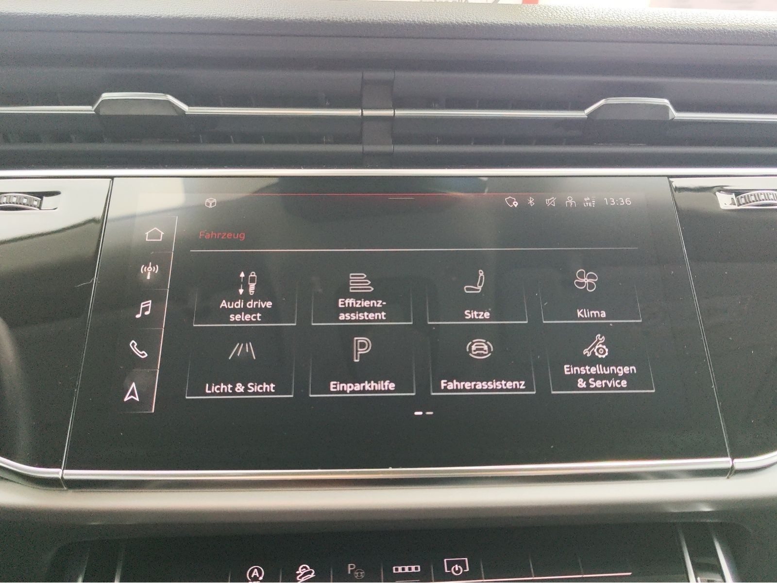 Audi Q8 – Foto 15