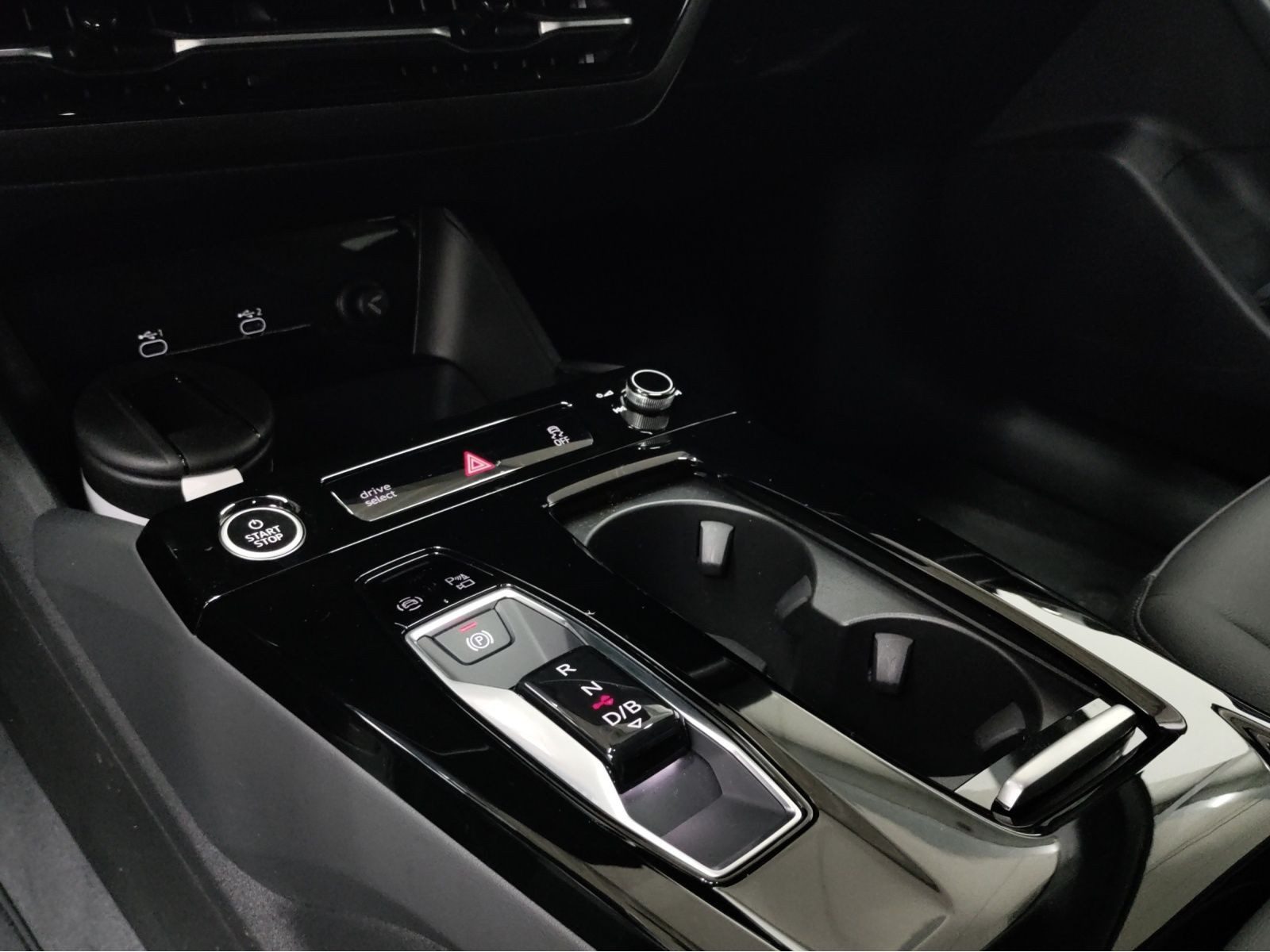 Audi A6 Sportback e-tron – Foto 11