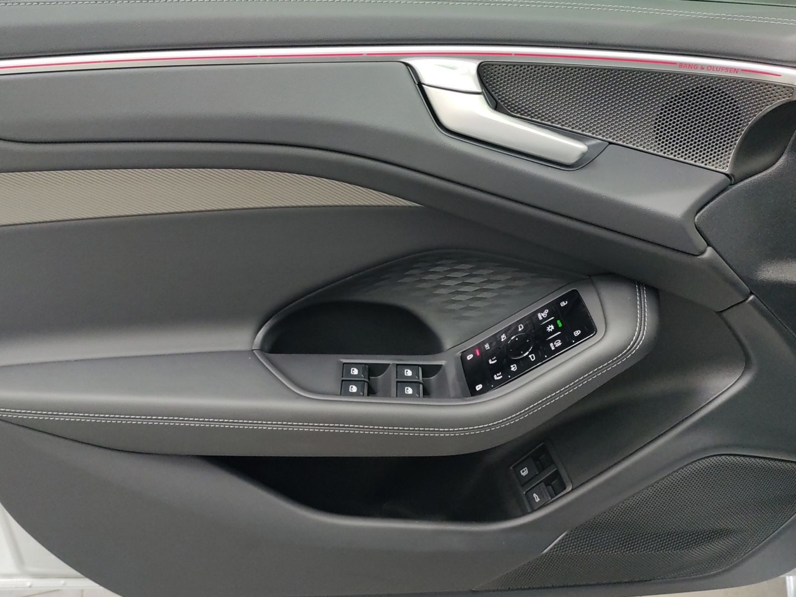 Audi A6 Avant – Bild 8