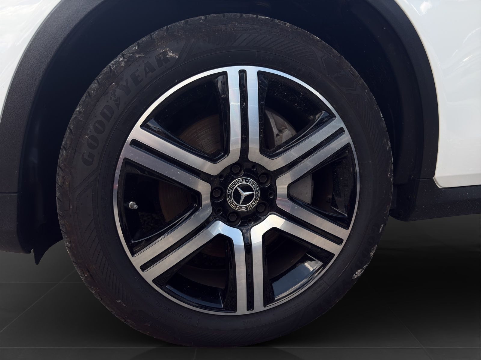 Mercedes-Benz GLC 220 – Bild 7