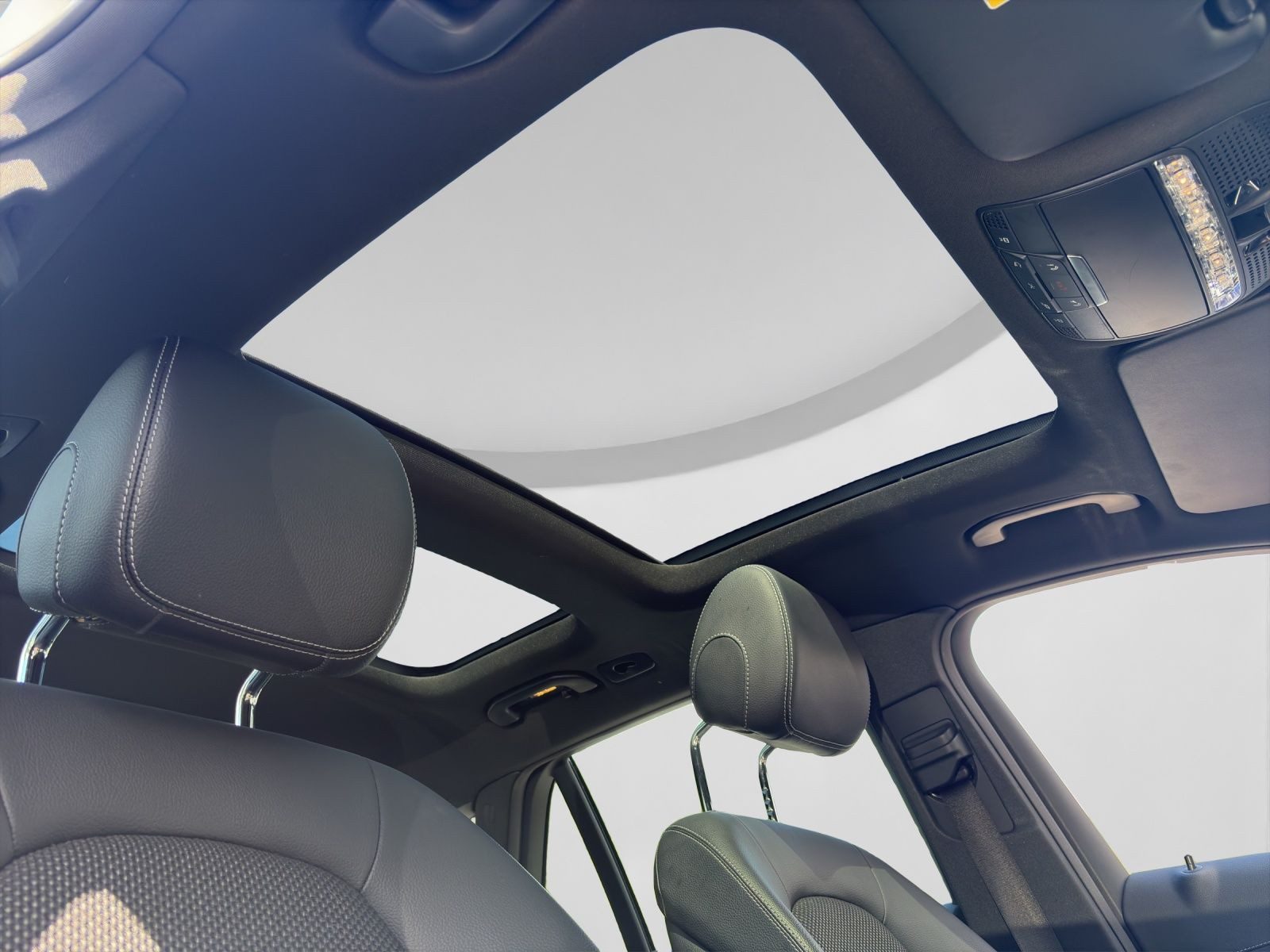 Mercedes-Benz GLC 220 – Bild 18