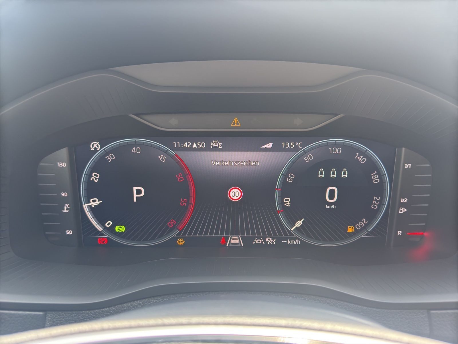 Skoda Karoq – Bild 9