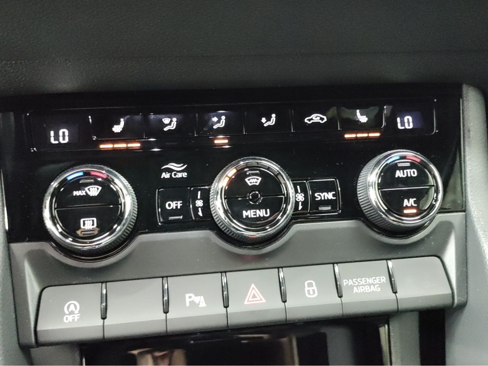 Skoda Karoq – Foto 16