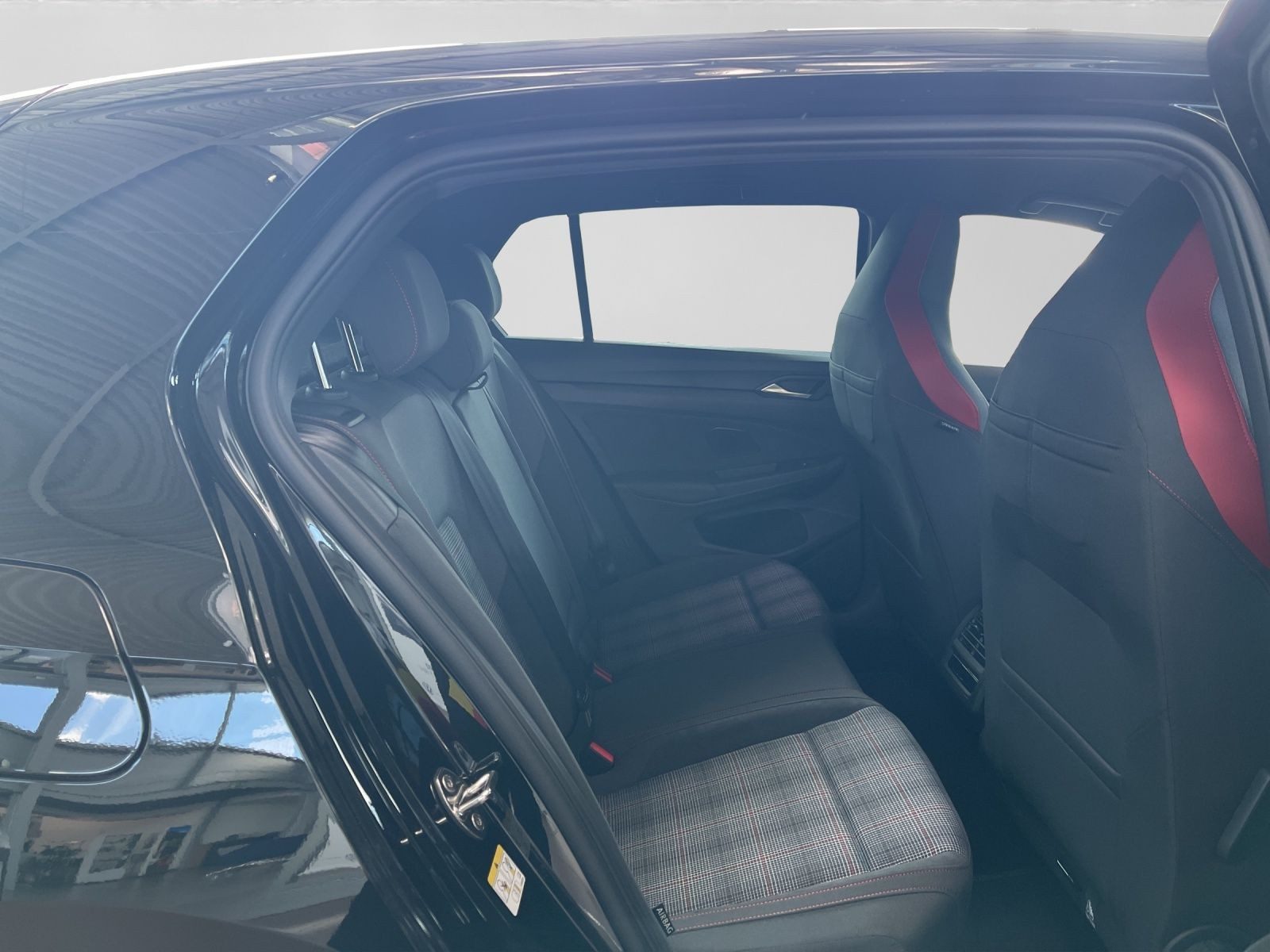 Volkswagen Golf GTI – Bild 6