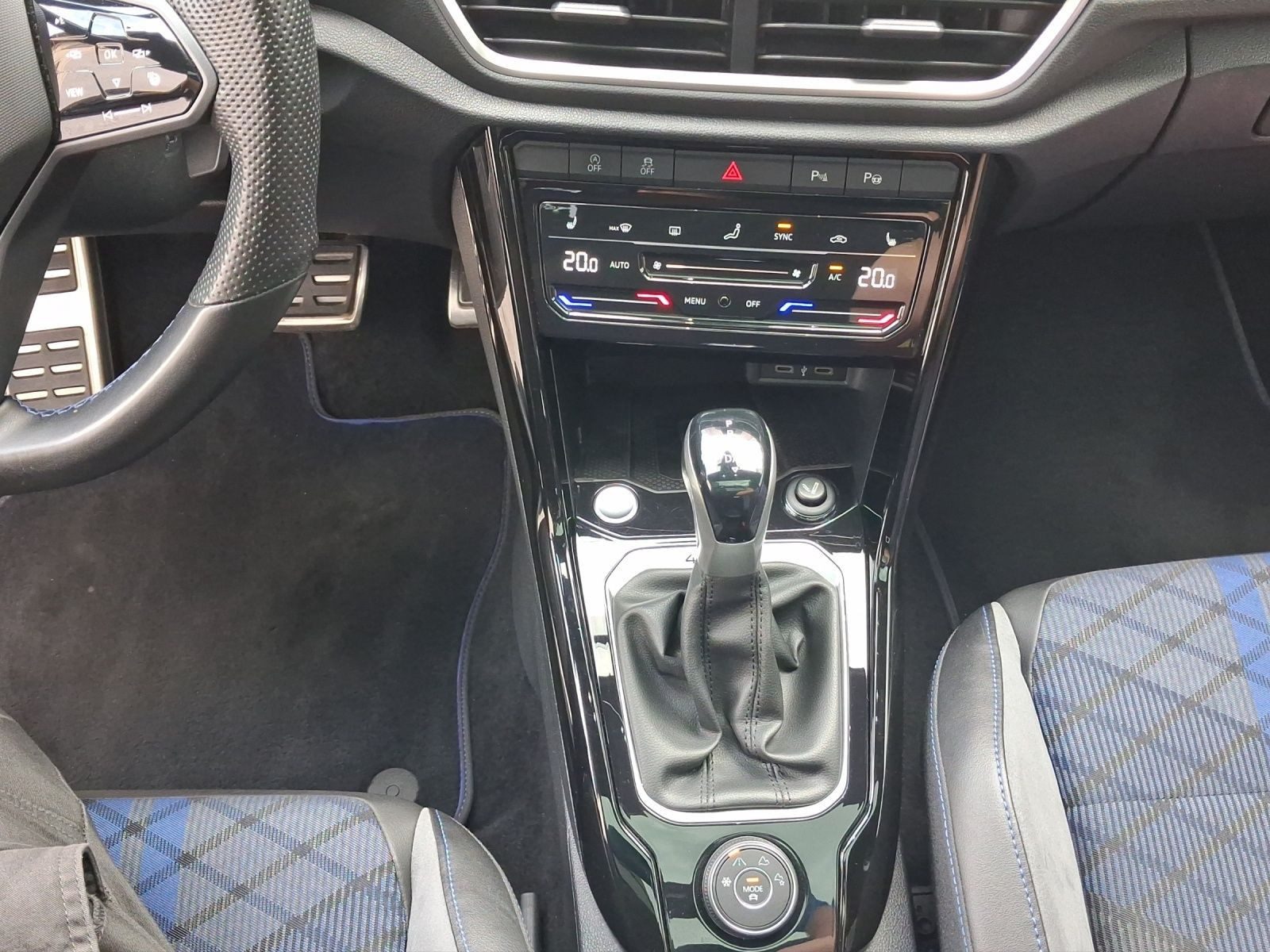 Volkswagen T-Roc – Foto 11