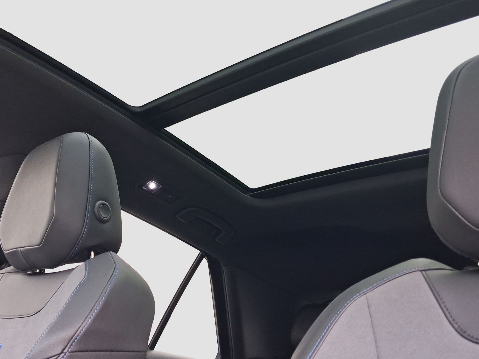 Volkswagen T-Roc – Foto 18