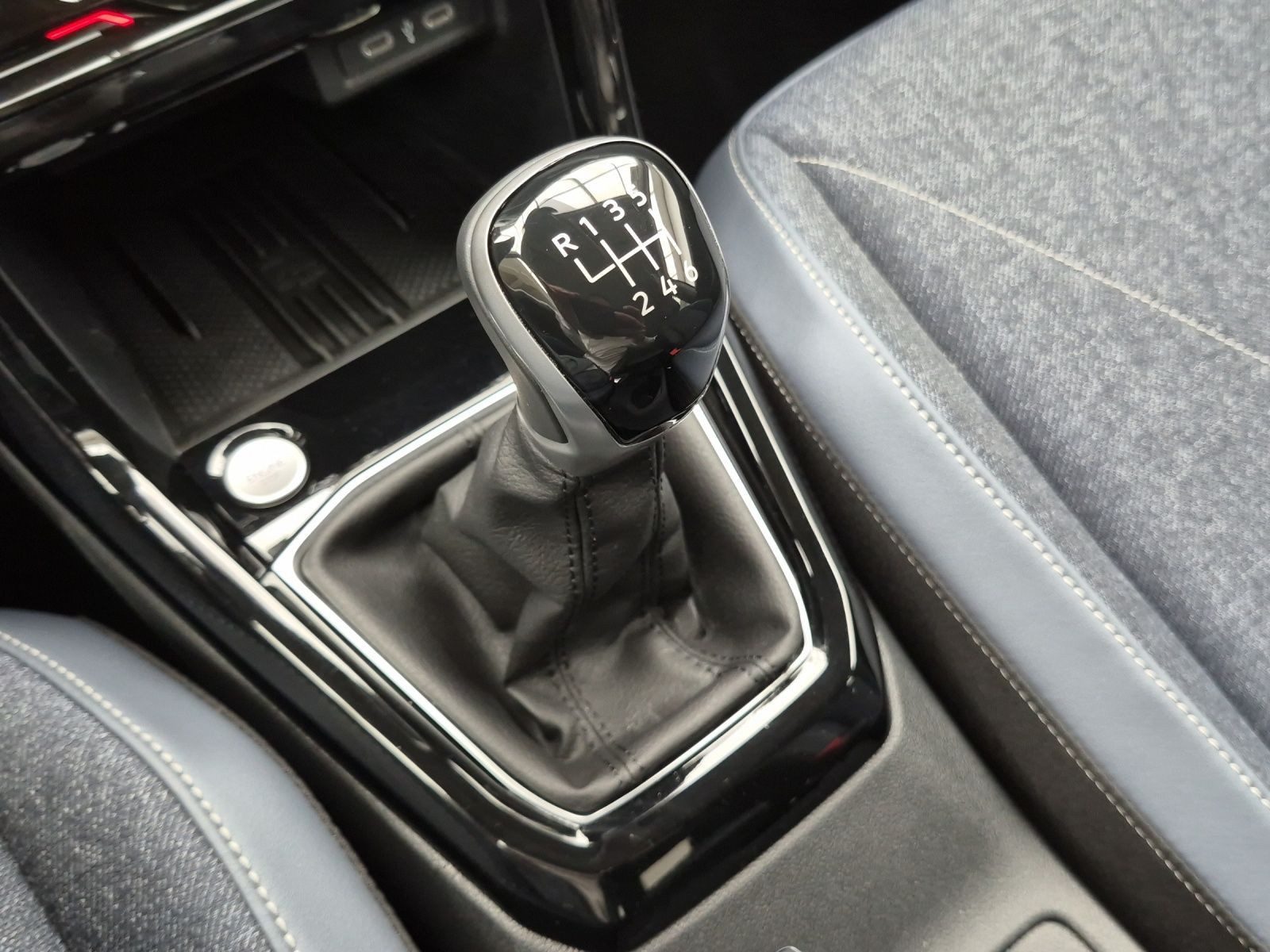 Volkswagen T-Cross – Bild 11