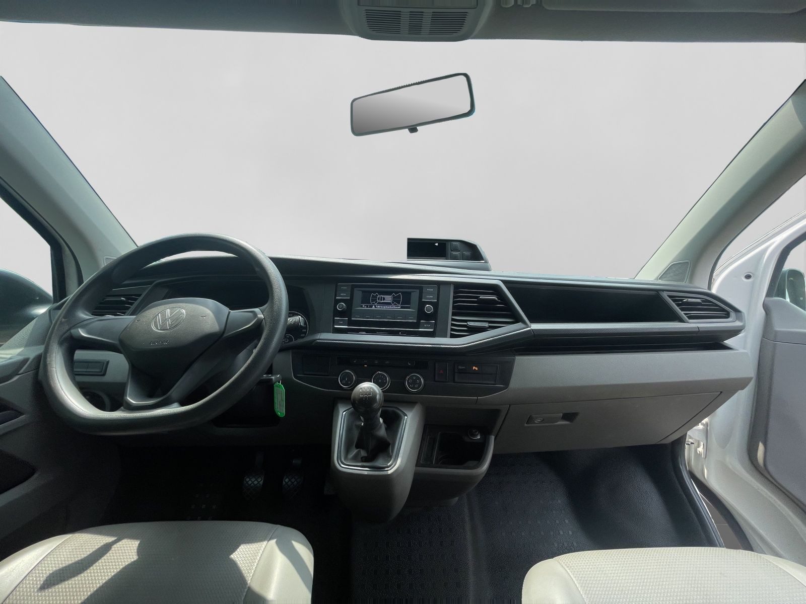Volkswagen T6.1 Transporter – Bild 7