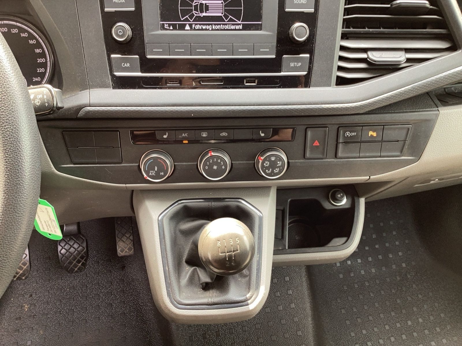 Volkswagen T6.1 Transporter – Bild 13